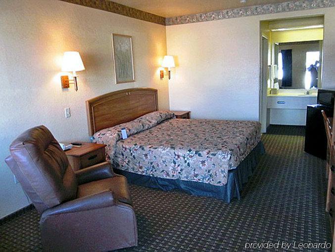 Motel 6 Seguin Tx Exterior photo